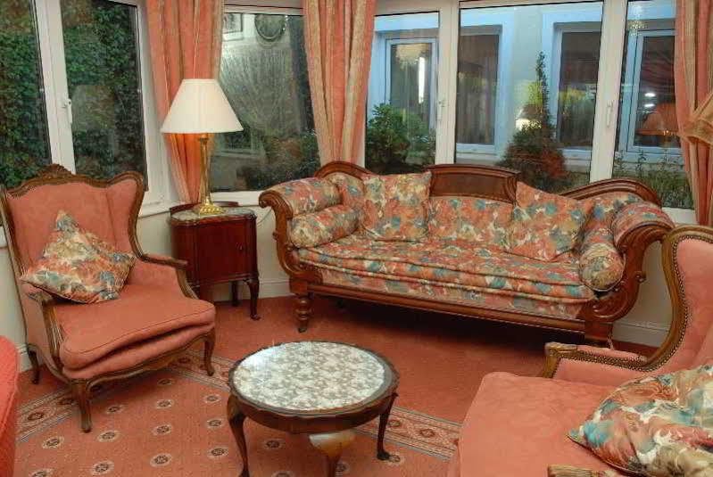 Dingle Benners Hotel Extérieur photo
